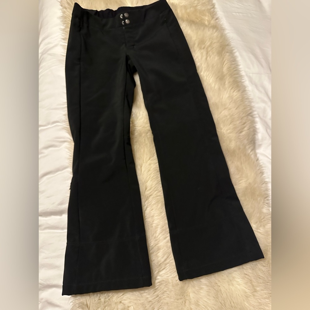 North Face Women’s ski pants and snowboard pants - offers welcome